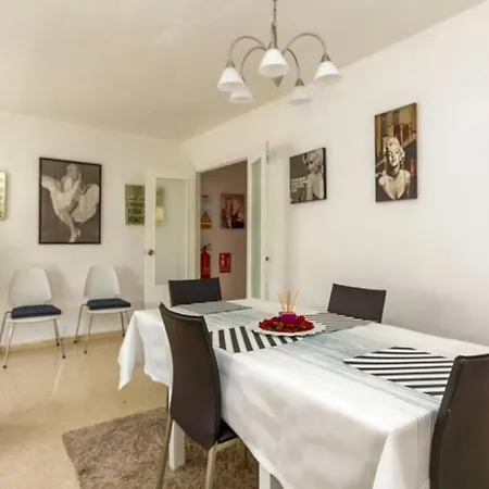 17-Cozy Apartment In The Heart Of Torremolinos! 公寓 托雷莫利诺斯